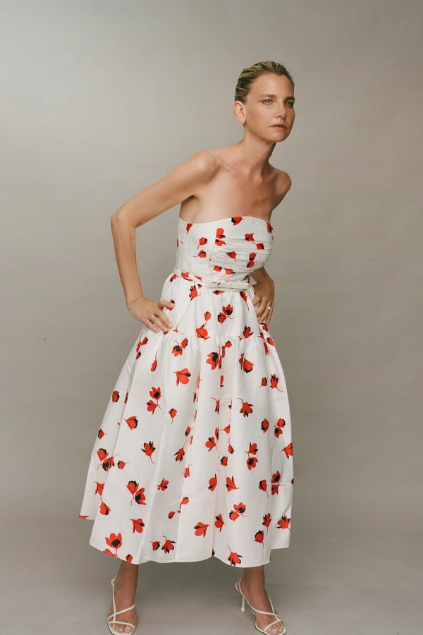 נשיות עוצמתית, פרשנות עכשווית – ההפקה החדשה של שני פרידן לפקטורי54 | jour-magazine.co.il