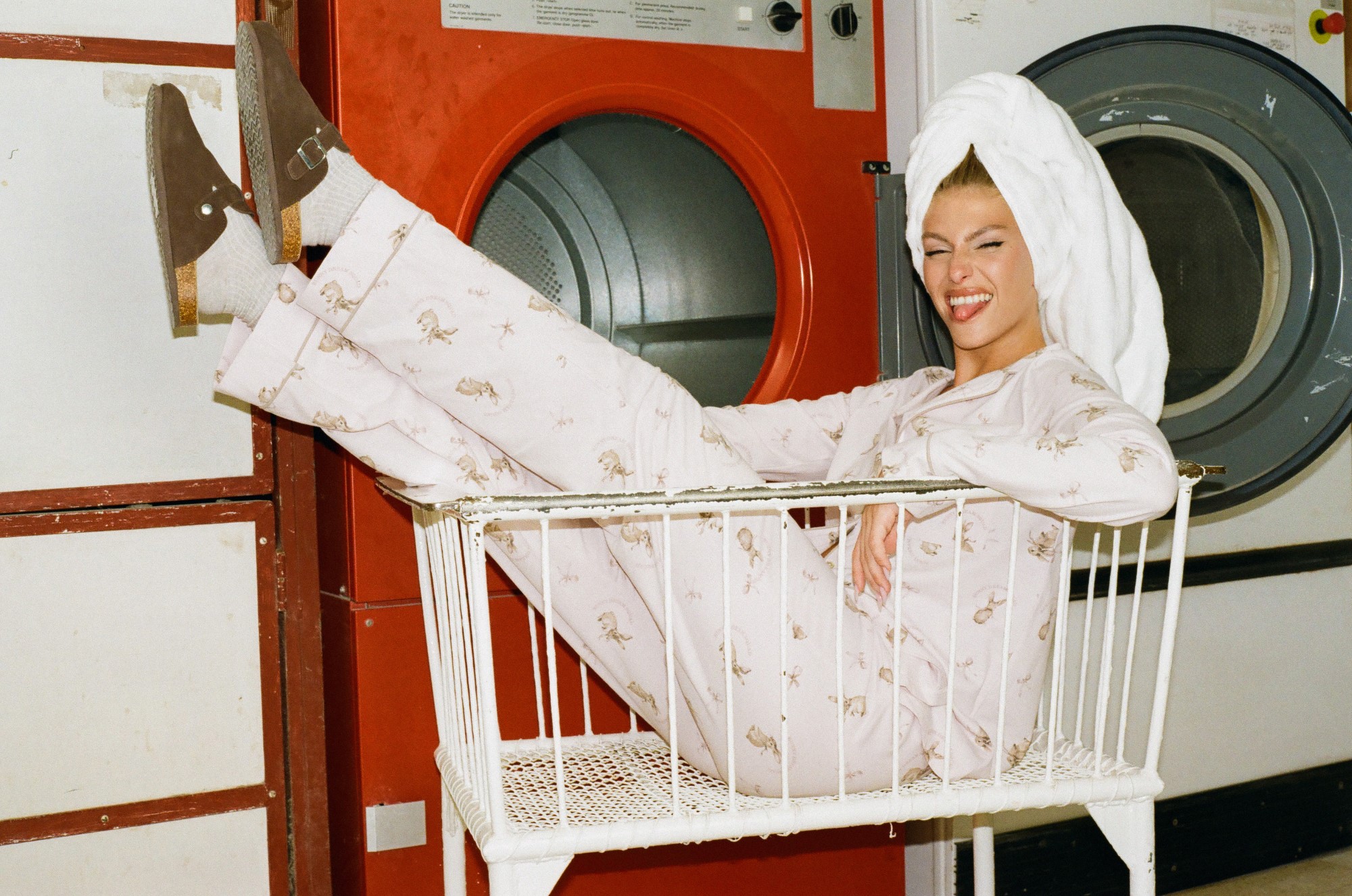 אינטימה (INTIMA)