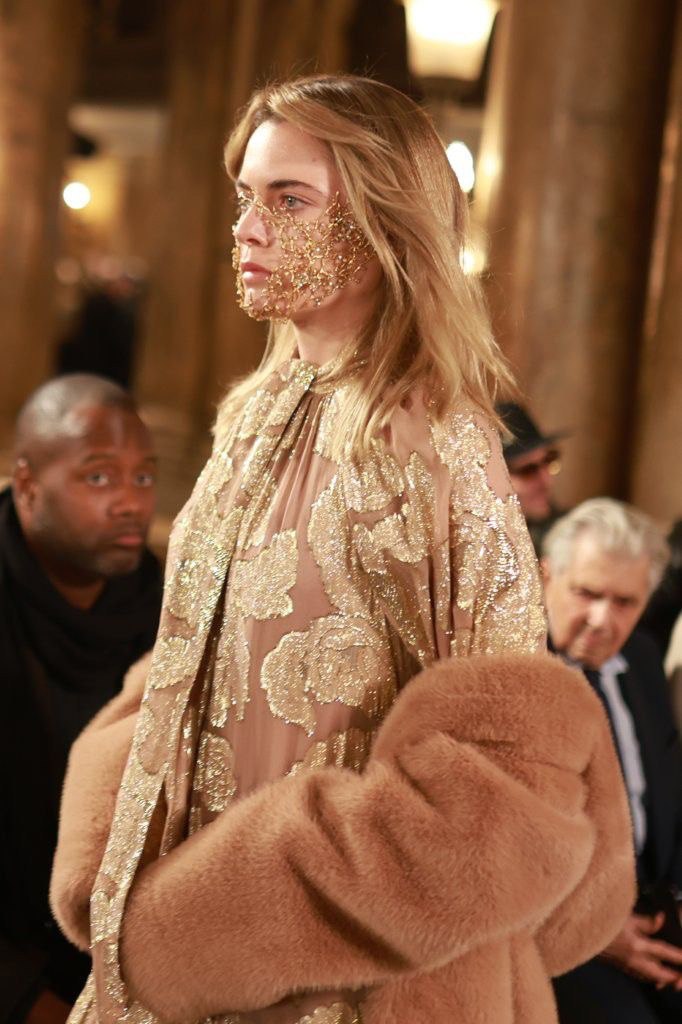 הכי גבוה בעולם: קרן וולף וקובי הלפרין כובשים את פריז בגאווה ישראלית | jour-magazine.co.il