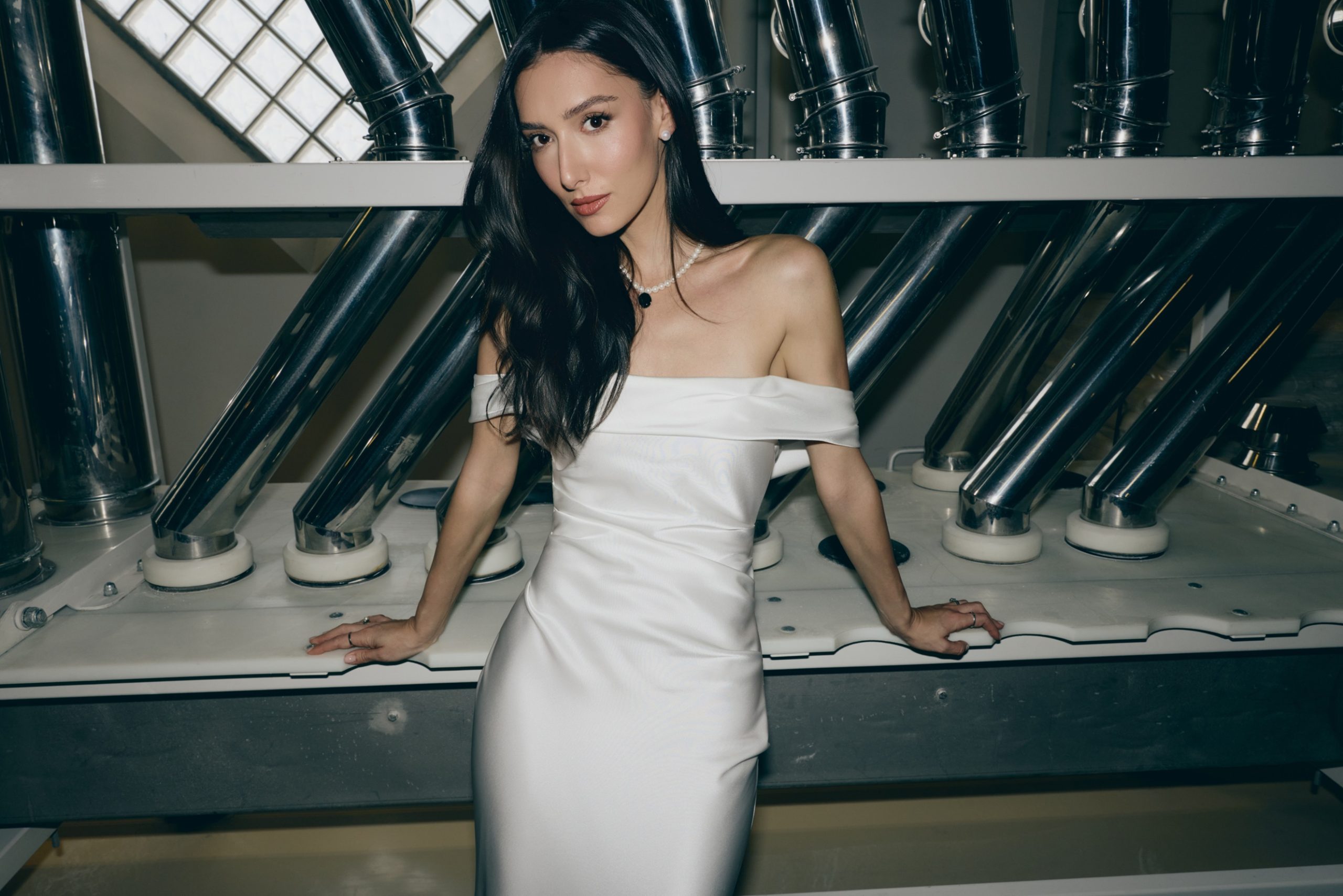 שירה גוטמן קורן ומשכית: קולקציית הכלות שחיכינו לה | jour-magazine.co.il