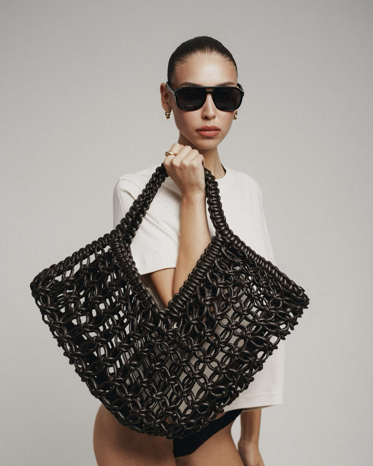 הוליווד כבר לבשה את זה: התיק הישראלי ששיגע את ניו יורק חוזר הביתה | jour-magazine.co.il