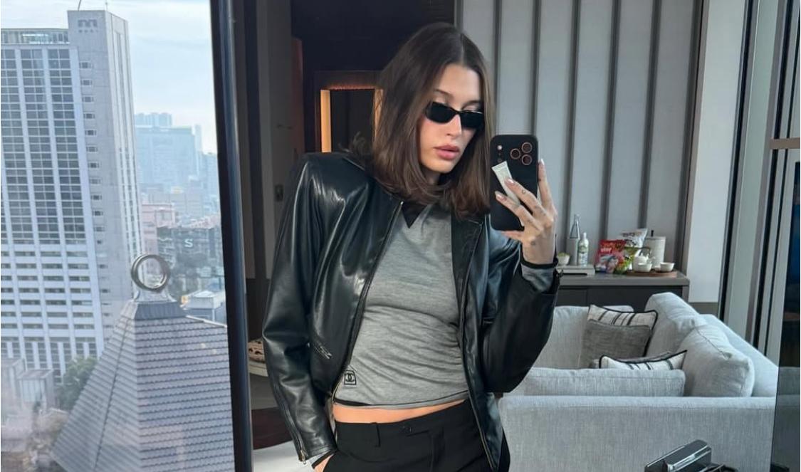 הכי רחוק מכאן: היילי ביבר עושה את יפן בסטייל שגורם לנו לרצות לארוז (ולשכוח מהכל) | jour-magazine.co.il