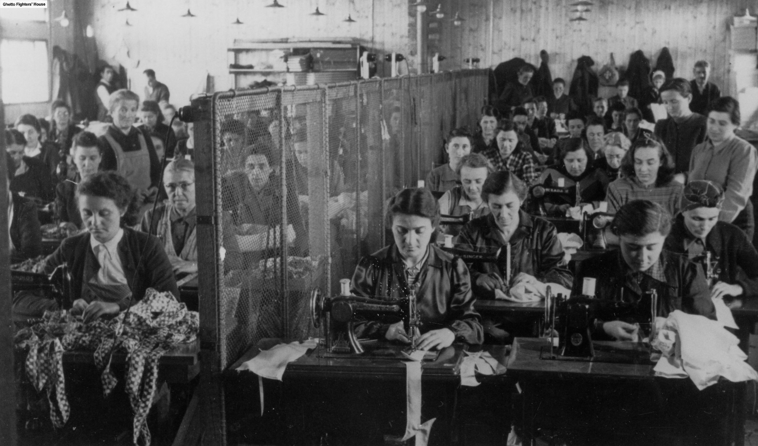 קוטור מאחורי הגדר: הנשים שהפכו את המחט והחוט לדרך חיים | jour-magazine.co.il